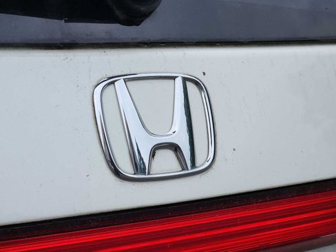 Used 2016 Honda Odyssey Touring image 3