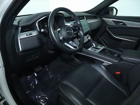 Used 2025 Jaguar F-PACE R-Dynamic S image 16