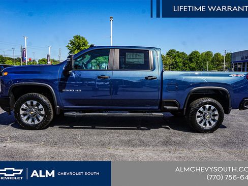 New 2026 Chevrolet Silverado 2500 Custom w/ Custom Convenience Package image 9