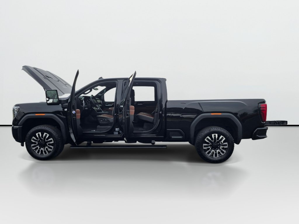 Used 2025 GMC Sierra 2500 Denali Ultimate AWD/4WD image 8