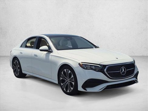 Used 2026 Mercedes-Benz E 350 Sedan image 3