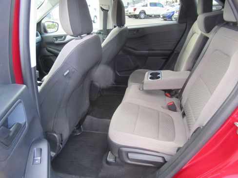 Used 2022 Ford Escape SE w/ SE Sport Appearance Package AWD/4WD image 14