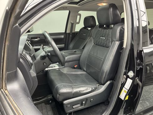 Used 2021 Toyota Tundra Platinum AWD/4WD image 11