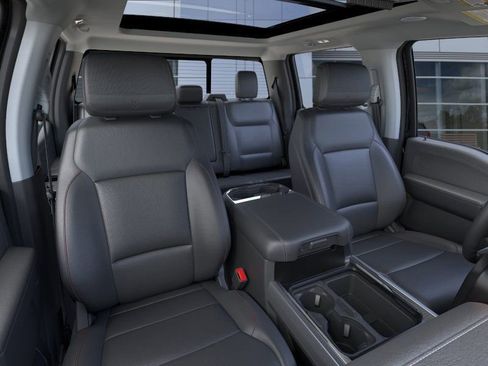 New 2025 Ford F250 Lariat w/ Lariat Ultimate Package image 10