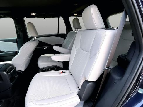 Used 2026 Lexus TX 350 AWD w/ Technology Package image 21