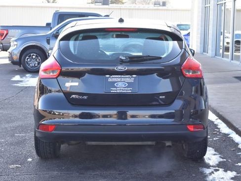 Used 2017 Ford Focus SE image 5