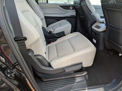 New 2026 Lincoln Navigator L Reserve w/ Jet Appearance Package image 27