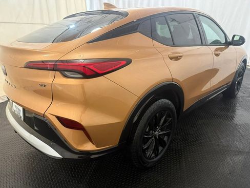 Used 2024 Buick Envista Sport Touring w/ Convenience II Package FWD image 15