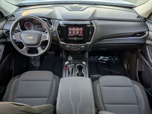 Used 2020 Chevrolet Traverse LS image 23