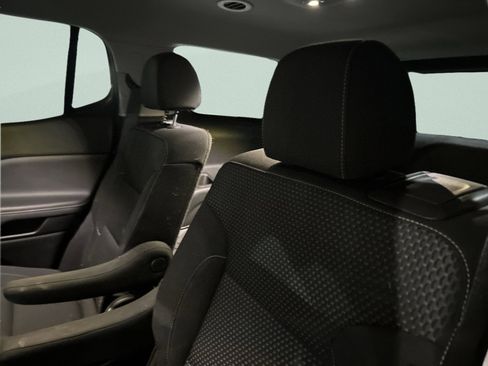 Used 2023 GMC Acadia SLE w/ Driver Convenience Package image 26