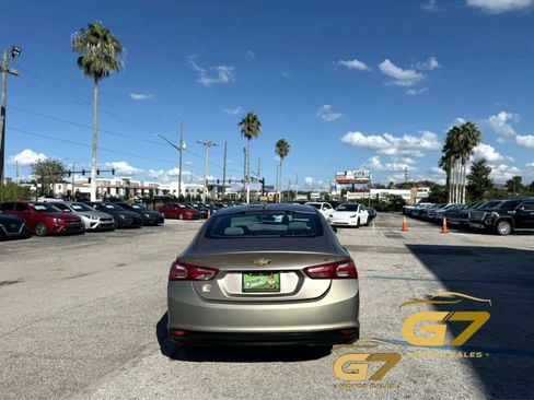 Used 2022 Chevrolet Malibu LT FWD image 3