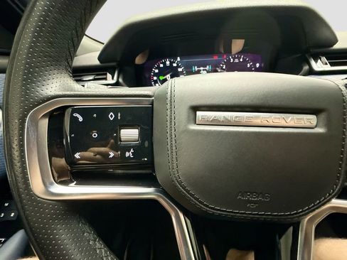 Certified 2023 Land Rover Range Rover Velar R-Dynamic S AWD/4WD image 11