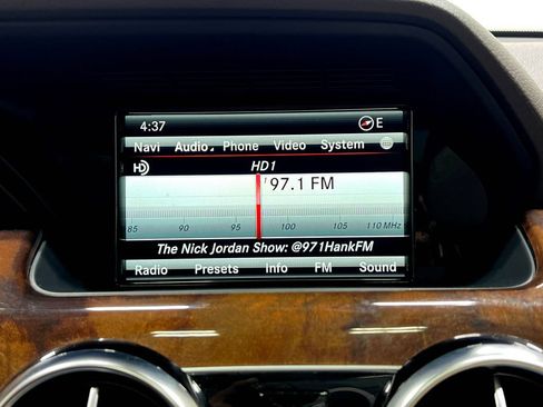 Used 2015 Mercedes-Benz GLK 350 4MATIC image 24