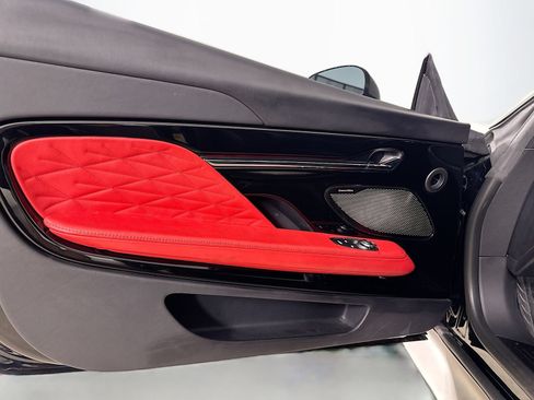 Used 2024 Aston Martin DB12 Coupe RWD image 16
