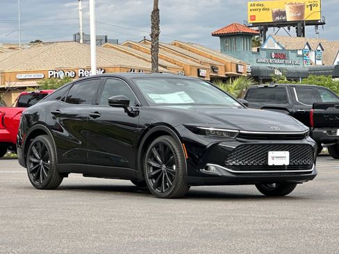 New 2026 Toyota Crown Nightshade image 8