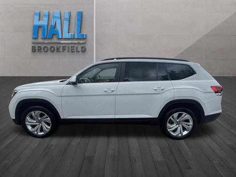 Certified 2023 Volkswagen Atlas SE w/ Panoramic Sunroof Package AWD/4WD image 3