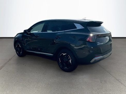 Certified 2026 Kia Sportage EX FWD image 5