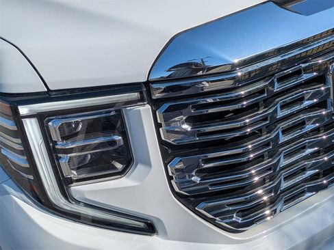 Used 2024 GMC Sierra 1500 Denali w/ Denali Reserve Package image 10