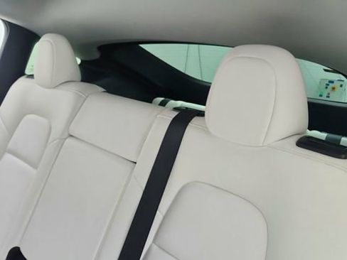 Used 2021 Tesla Model Y Long Range image 29