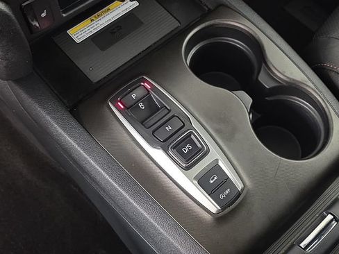 Used 2022 Honda Pilot TrailSport image 31