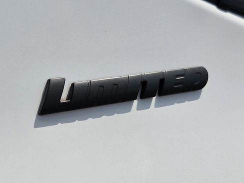 Used 2023 Toyota Tundra Limited AWD/4WD image 14