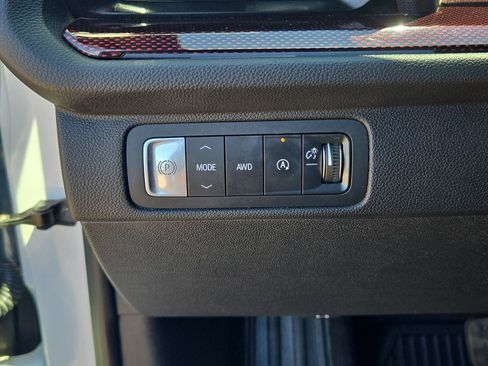 Used 2024 Chevrolet Traverse Z71 w/ Enhanced Driving Package AWD/4WD image 25