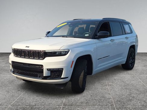 Certified 2023 Jeep Grand Cherokee L Summit AWD/4WD image 4