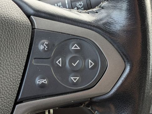 Used 2018 Chevrolet Colorado Z71 AWD/4WD image 28