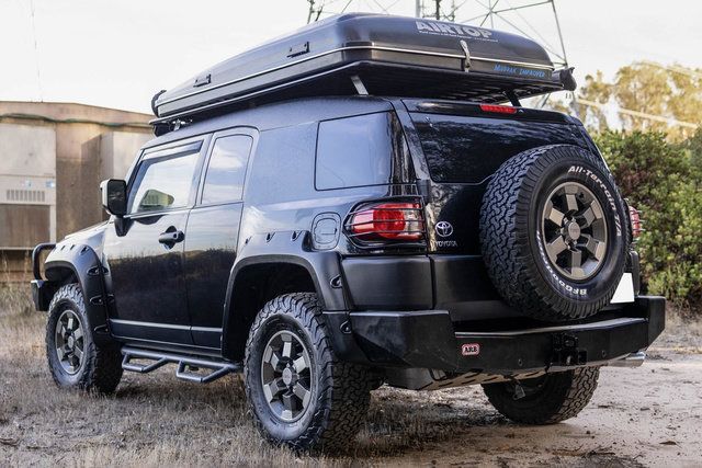 Used 2007 Toyota FJ Cruiser 4WD w/ TRD Special Edition image 6