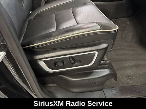 Used 2023 RAM 1500 Laramie AWD/4WD image 11
