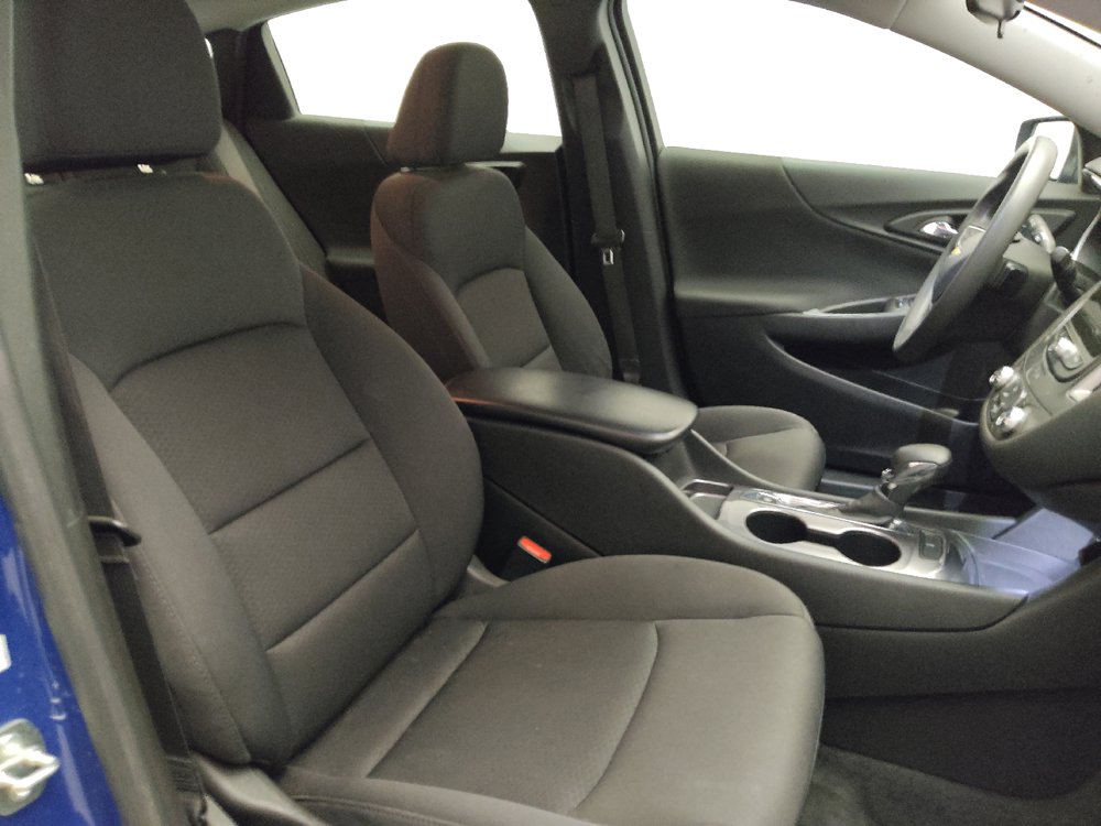 Used 2023 Chevrolet Malibu LS FWD image 21