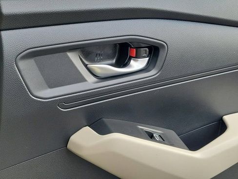 Certified 2023 Honda Accord EX image 6