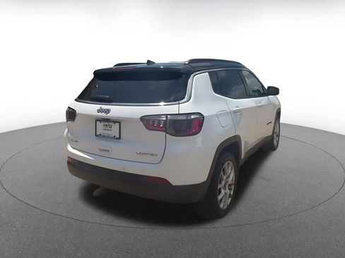 Used 2025 Jeep Compass Limited AWD/4WD image 14