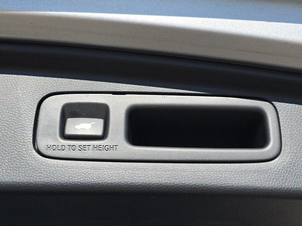 Used 2025 Honda CR-V Sport Touring image 16