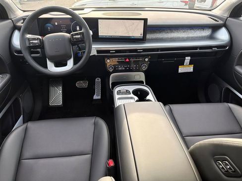 New 2026 Hyundai Ioniq 9 Calligraphy image 23