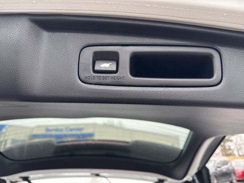 Used 2024 Honda CR-V EX-L image 14
