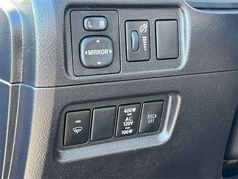 Used 2012 Toyota 4Runner Limited image 24