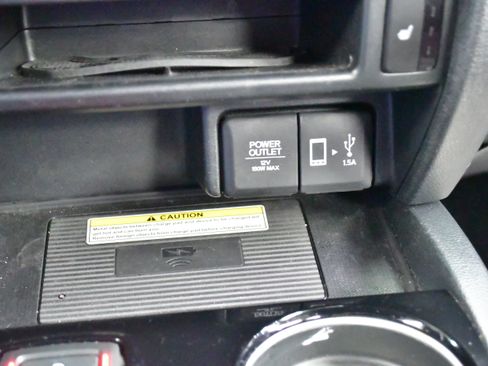 Used 2023 Honda Ridgeline Black Edition image 32