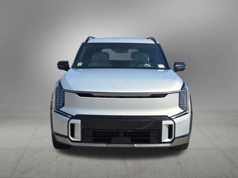 Certified 2024 Kia EV9 GT-Line AWD/4WD image 9