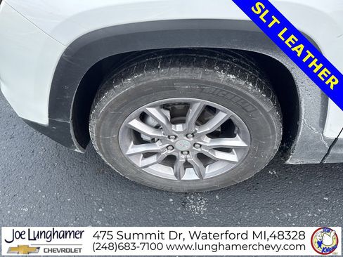 Used 2023 GMC Terrain SLT w/ LPO, Floor Liner Package image 9