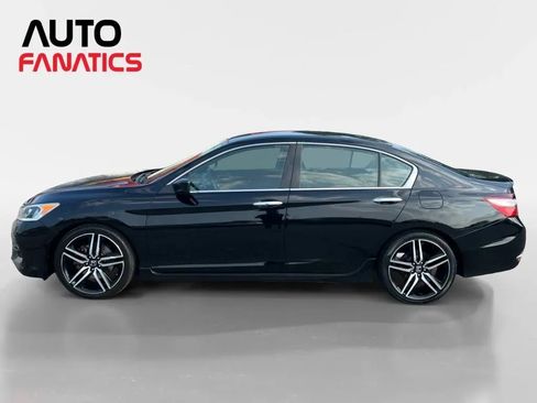 Used 2017 Honda Accord Sport Special Edition image 2
