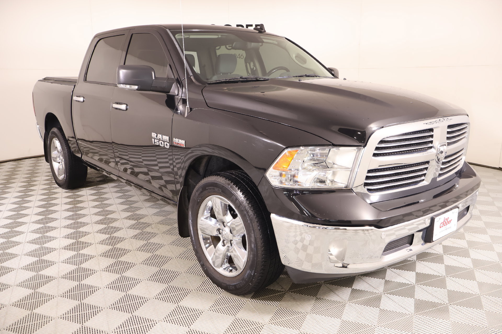 Used 2017 RAM 1500 Big Horn AWD/4WD image 1