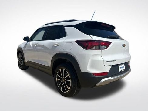 New 2026 Chevrolet TrailBlazer LT w/ Convenience Package image 3