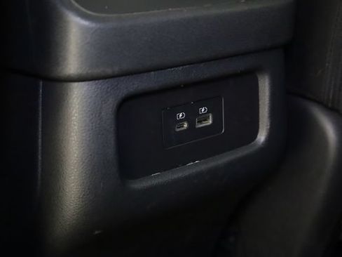 Used 2025 Nissan Pathfinder SV AWD/4WD image 31