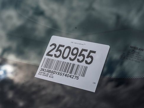 New 2025 Nissan Sentra SR image 30