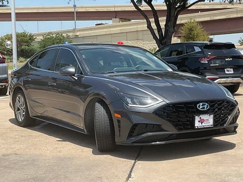 Used 2021 Hyundai Sonata SEL FWD image 3