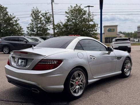 Used 2015 Mercedes-Benz SLK 250 image 7