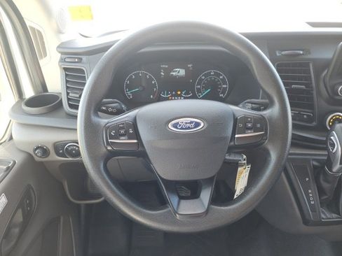 Used 2020 Ford Transit 250 Base image 18