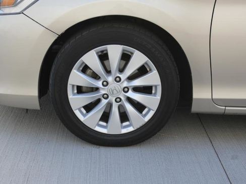 Used 2015 Honda Accord EX-L image 41