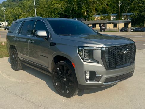 Used 2023 GMC Yukon Denali Ultimate AWD/4WD image 1